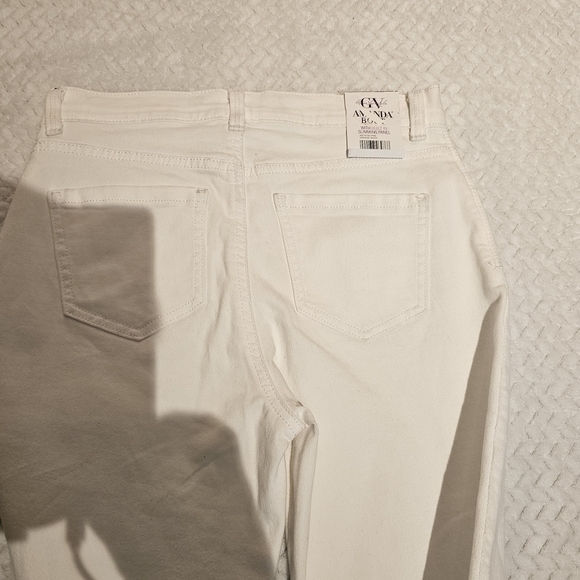 Women's White‎ Jeans - Picture 4 of 8